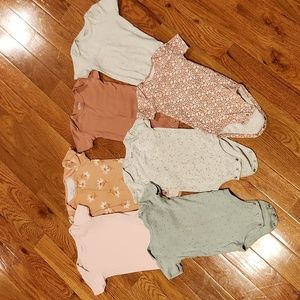 Carter's Short Sleeve Bodysuit Bundle 18 Months